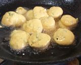 इंस्टेंट बेसन दही बड़े(instant besan dahi bade recipe in hindi) रेसिपी चरण 2 फोटो