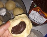 Foto langkah ke 4 dari resep Roti Sobek Isi Coklat Keju.
