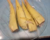 Foto langkah ke 1 dari resep Tumis Jantung Pisang Teri.