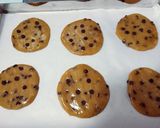 A picture of step 6 of American Chocolate Chip Cookies.