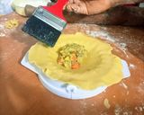 A picture of step 5 of Home made meat pie.
