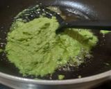 A picture of step 3 of Green Gram halwa.