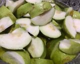 Foto langkah ke 4 dari resep Manisan Buah Jambu Kristal/Batu.