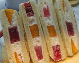 Foto langkah ke 5 dari resep Fruit sando.