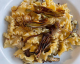Foto del paso 10 de la receta: Carbonara de langostinos y alcachofas 🦐🧀