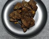 Foto del paso 5 de la receta: Hígado de ternera encebollado