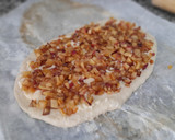 Foto del paso 12 de la receta: Coca brioche rellena de crema pastelera y manzana caramelizada