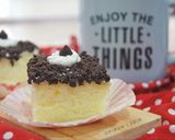Foto langkah ke 10 dari resep Classic Vanilla Cake.
