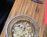 Foto del paso 2 de la receta: Garbanzos con huevos fritos