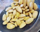 A picture of step 2 of Basil Pesto with Almonds.