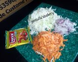 A picture of step 2 of Colourful spring rolls.