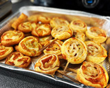 Foto del paso 4 de la receta: Piruletas y palmeritas de hojaldre para aperitivo