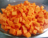 Foto del paso 1 de la receta: Ensalada de calabaza asada con semillas y aliño de balsamico