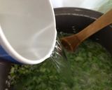 Foto del paso 3 de la receta: Arroz con tallitos de espinaca