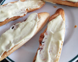 Foto del paso 7 de la receta: Tostas de surimi y atún