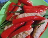 Foto langkah ke 2 dari resep Gochu twigim (cabe goreng isi).