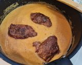 Foto del paso 7 de la receta Carrilleras ibéricas en salsa de manzana y frutos secos
