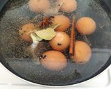 Foto langkah ke 2 dari resep Chinese Tea Eggs.