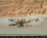 Foto del paso 8 de la receta: Pastel frío de salmón, gambas y aguacate