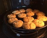 A picture of step 5 of Delicious homemade cashew nuts cookies.