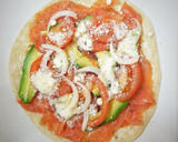 Foto del paso 3 de la receta: Piadina de salmón y aguacate