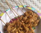 Foto langkah ke 5 dari resep Sate Jamur Tiram Sambal Kecap (Bakar Teflon).
