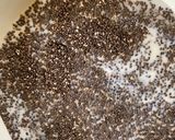 A picture of step 1 of Chia Seeds Pudding with Apricot compote.