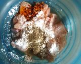 A picture of step 1 of Peri peri chicken gravy.