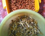 Foto langkah ke 1 dari resep Teri kacang renyah.