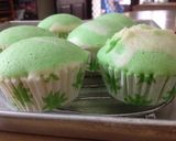 Foto langkah ke 9 dari resep Bolu kukus mekar.