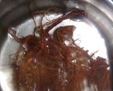 A picture of step 2 of Ridgeguard Spring Onion Prawns Curry.