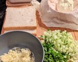 A picture of step 1 of Paneer Mayo Sandwich.
