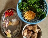 Foto langkah ke 1 dari resep Bening Bayam Jagung + Ayam Goreng Bawang.