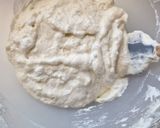 عکس مرحله 6 از دستور کیک اسفنجی ابری با فیلینگ خامه و بلوبری🫐🍰