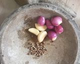 Foto langkah ke 2 dari resep Risoles Isi Sayuran.