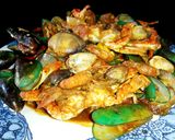 Foto langkah ke 10 dari resep Seafood Saus Padang Komplit (Seafood Asam Pedas Manis aka Seafood Tumpah).