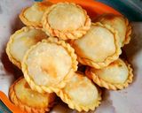 Foto langkah ke 9 dari resep Pastel kriukk.