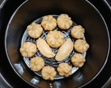 बेक्ड मोदक (baked modak recipe in marathi) रेसिपी स्टेप 3 फोटो 