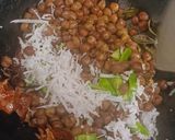 A picture of step 4 of Black Chana Sundal.