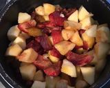 Une image de l'étape 5 de Compote aux pêches de vigne,pommes et prunes du jardin.
