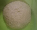Foto langkah ke 3 dari resep Vanilla Custard Cream Doughnut.