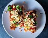 Une image de l'étape 5 de Tartines à la tomate cerise et tomme de chèvre et comté.