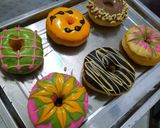 Foto langkah ke 7 dari resep Donat ala j.co🤭🤣.