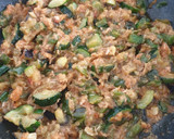 Foto del paso 5 de la receta: Berenjenas rellenas de verduras y atún