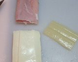 Foto del paso 2 de la receta: Pencas con jamón york, queso y salsa de pimiento