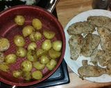Foto del paso 2 de la receta: Lomo a la pimienta con papitas. (sin horno)