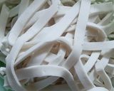Foto langkah ke 4 dari resep Mie tepung beras homemade gluten free.