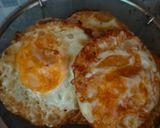 Foto langkah ke 1 dari resep Telur Ceplok Masak Kecap.