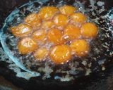 A picture of step 4 of Thaen Mittai/ Sugar candy.