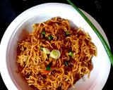 পেরি পেরি মশালা সসি ম্যাগি ফ্রাই (peri peri mashala saucy maggi fry recipe in Bengali) রেসিপি ধাপ - 9 ছবি